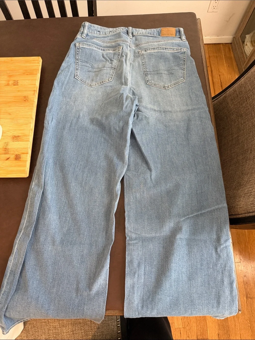 American Eagle Outfitters Light Blue Wide-Leg Jeans - Picture 2 of 3